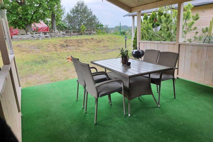 Comfortable Bungalow With A Covered Terrace, For 6 People, Miedzyzdroje Dış mekan fotoğraf
